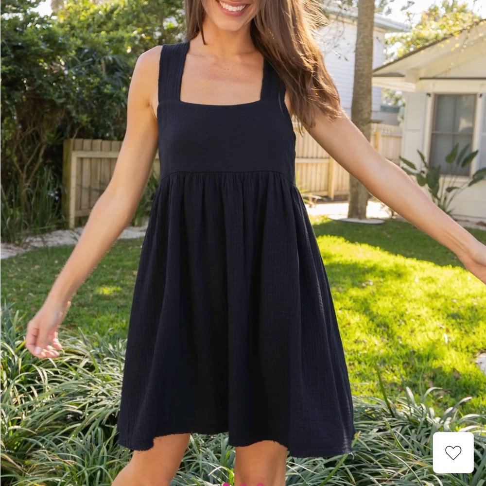 NATURAL LIFE Black Sleeveless Mini Dress